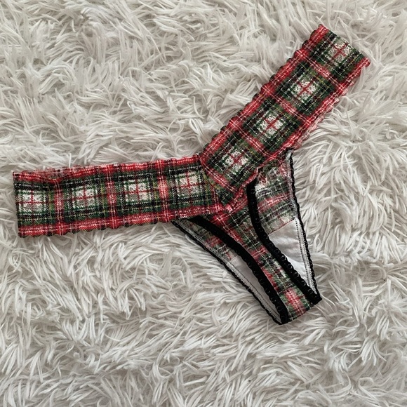 NWOT Victoria’s Secret plaid RARE thong - Picture 3 of 7